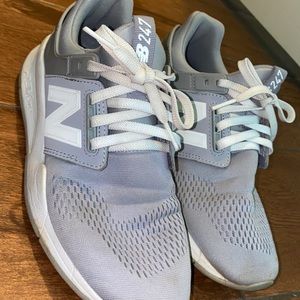 New balance shoes